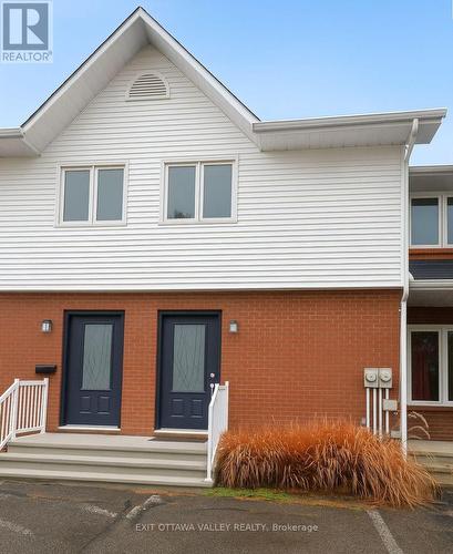 3 - 10 CHARLES STREET  Arnprior, ON K7S 1A7