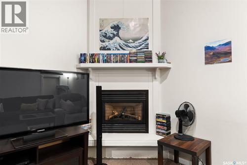 4 2855 Lacon Street, Regina, SK - Indoor With Fireplace