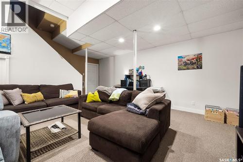 4 2855 Lacon Street, Regina, SK - Indoor