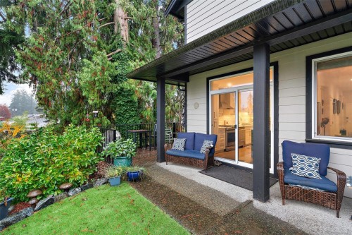 5869 Deuchars Dr, Duncan, BC - Outdoor With Exterior