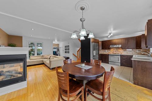 Overall view - 87 Rue Charles-Yelle, La Prairie, QC - Indoor With Fireplace