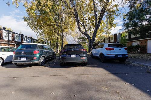 Stationnement - 4772 Rue Lake, Dollard-Des-Ormeaux, QC 