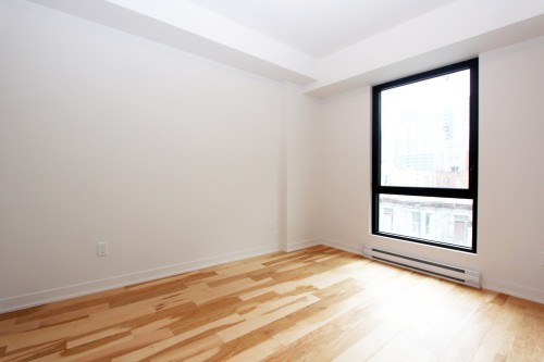 Bedroom - 604-1182 Rue Crescent, Montréal (Ville-Marie), QC - Indoor Photo Showing Other Room