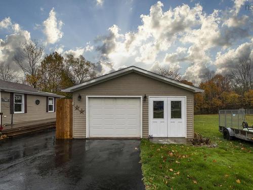 12 Tannery Road, Hantsport, NS 