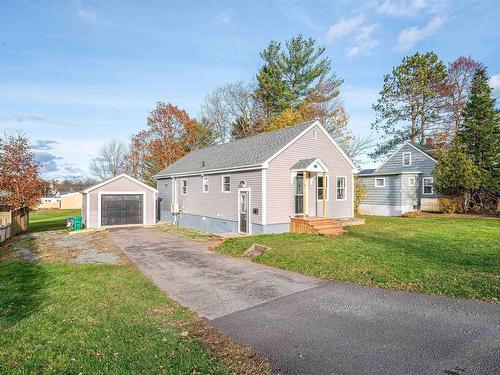 10 Willow Street, Hantsport, NS 