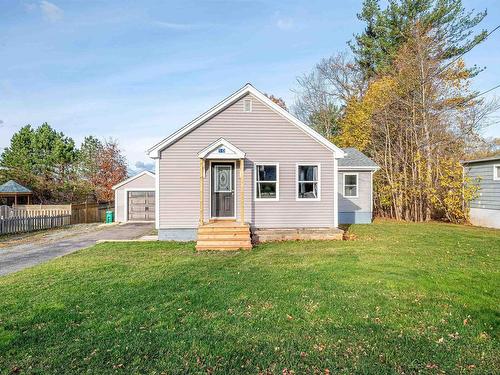 10 Willow Street, Hantsport, NS 