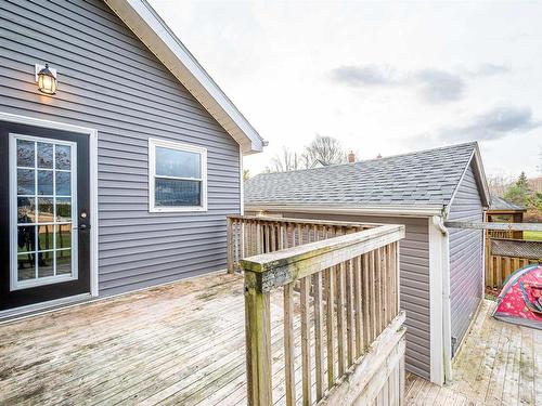 10 Willow Street, Hantsport, NS 