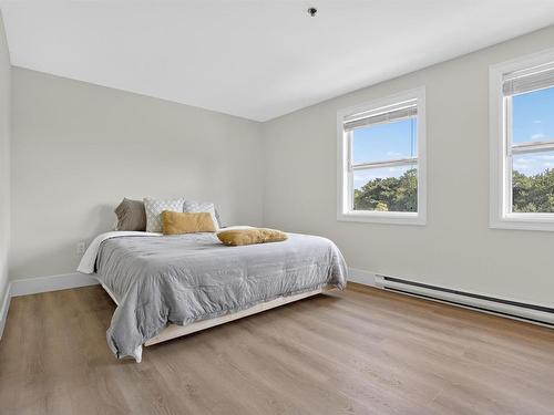 409 87 Kearney Lake Road, Halifax, NS 