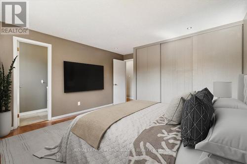 2045 Deerhurst Court, Ottawa, ON - Indoor Photo Showing Bedroom