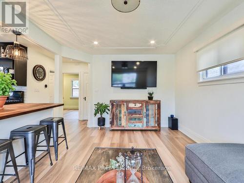 1223 Glencairn Avenue, Toronto, ON - Indoor Photo Showing Living Room