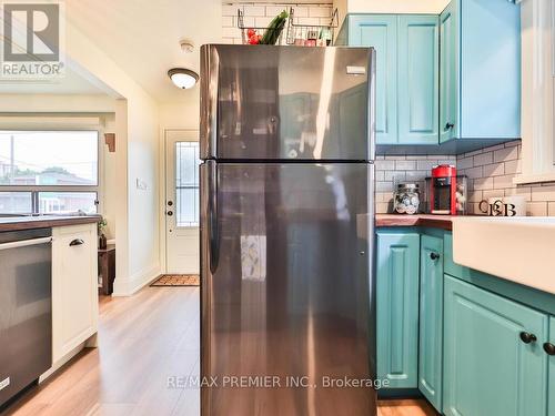 1223 Glencairn Avenue, Toronto, ON - Indoor Photo Showing Kitchen
