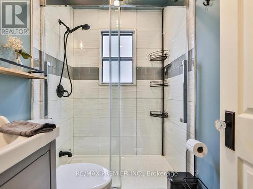 1223 Glencairn Avenue, Toronto, ON - Indoor Photo Showing Bathroom