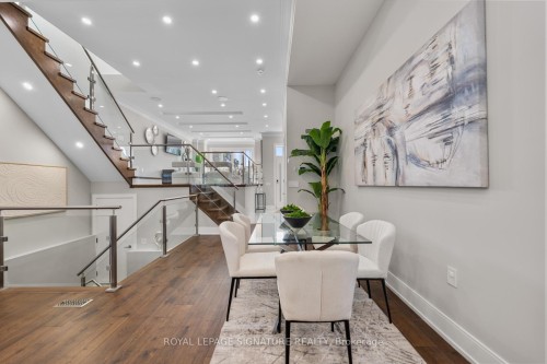 59A Bexhill Avenue, Toronto, ON - Indoor