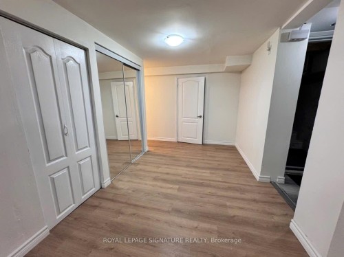 Bsmt-285 Mississaga Street, Oakville, ON - Indoor Photo Showing Other Room