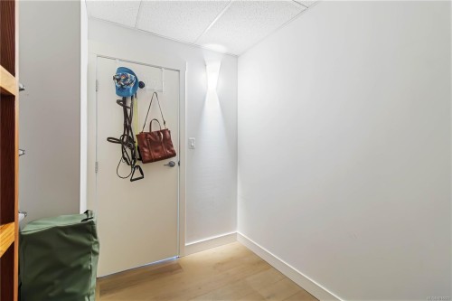 506-770 Fisgard St, Victoria, BC - Indoor Photo Showing Other Room