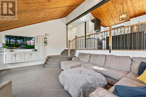 Custom built-in Cabinetry - 336 Clear Lake Road, Seguin, ON - Indoor Photo Showing Living Room