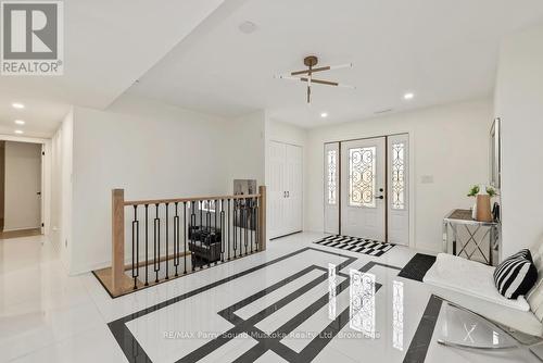 Spacious entry, LED pot lighting - 336 Clear Lake Road, Seguin, ON - Indoor Photo Showing Other Room