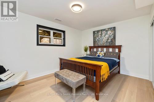 4th bedroom - 336 Clear Lake Road, Seguin, ON - Indoor Photo Showing Bedroom