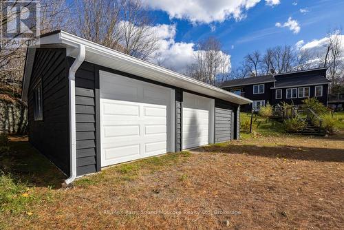 Detached double garage + workshop - 336 Clear Lake Road, Seguin, ON - Outdoor