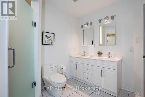 14 Prince Drive, Bradford West Gwillimbury, ON - Indoor Photo Showing Bathroom