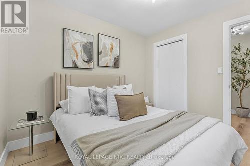 9 Windermere Court, Welland (N. Welland), ON - Indoor Photo Showing Bedroom