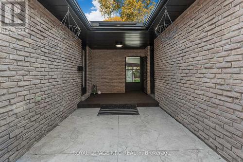 9 Windermere Court, Welland (N. Welland), ON - Outdoor With Exterior