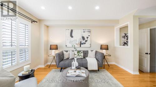 187 - 525 Novo Star Drive, Mississauga, ON - Indoor Photo Showing Living Room