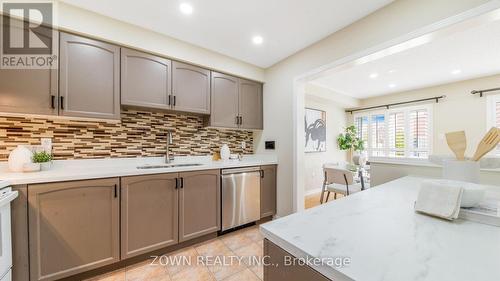 187 - 525 Novo Star Drive, Mississauga, ON - Indoor Photo Showing Kitchen With Upgraded Kitchen