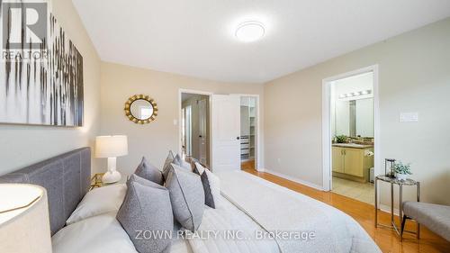 187 - 525 Novo Star Drive, Mississauga, ON - Indoor Photo Showing Bedroom