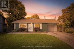 63 BOW RIVER CRESCENT  Mississauga, ON L5N 1J1