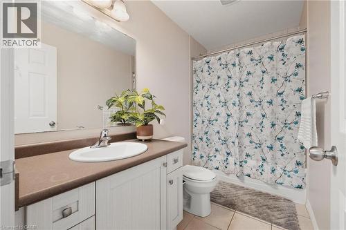 1989 S Ottawa Street S Unit# 47, Kitchener, ON - Indoor Photo Showing Bathroom