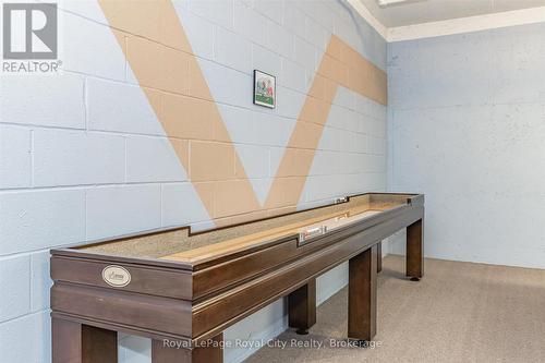 Games Room - 403 - 93 Westwood Road, Guelph (Willow West/Sugarbush/West Acres), ON - Indoor Photo Showing Other Room