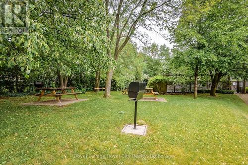 BBQ & Picnic area - 403 - 93 Westwood Road, Guelph (Willow West/Sugarbush/West Acres), ON - Outdoor