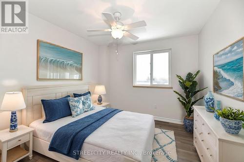 140 - 2001 Bonnymede Drive, Mississauga, ON - Indoor Photo Showing Bedroom