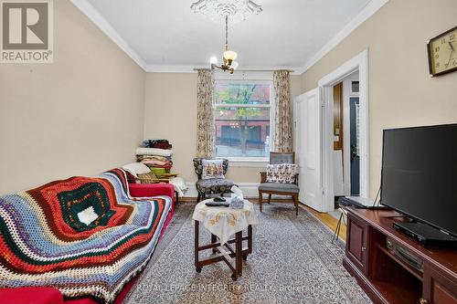 20 Florence Street, Ottawa, ON - Indoor Photo Showing Other Room