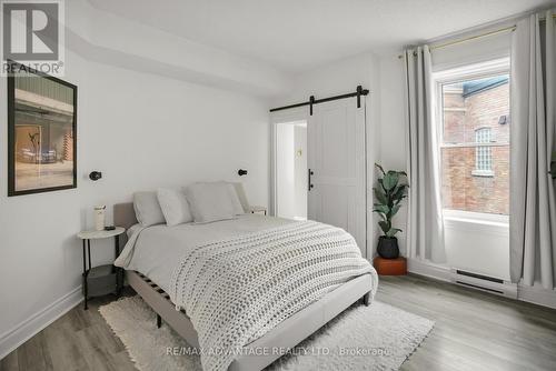 408 - 460 Wellington Street, London East (East F), ON - Indoor Photo Showing Bedroom