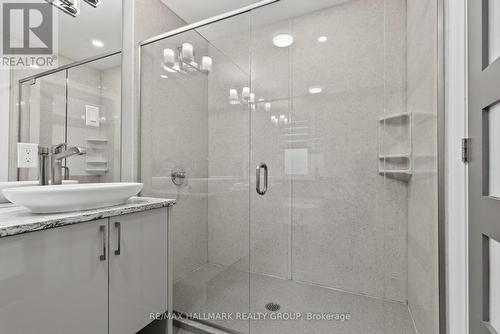 Super-sized SHOWER. - 217 Belford Crescent, Ottawa, ON - Indoor Photo Showing Bathroom
