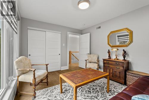 3rd BEDROOM used as sitting room. - 217 Belford Crescent, Ottawa, ON - Indoor