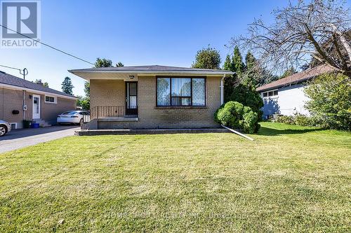 1014 Centre Street N, Whitby, ON - Outdoor