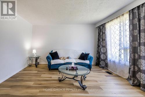 1014 Centre Street N, Whitby, ON - Indoor