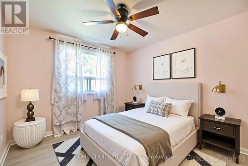 1014 Centre Street N, Whitby, ON - Indoor Photo Showing Bedroom