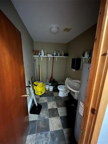 96-100 Main Road, Winterton, NL 