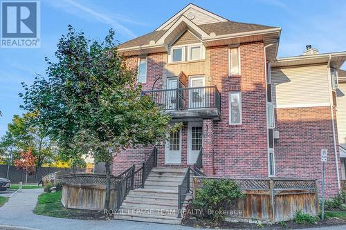 2 - 2 Stonebank Crescent, Ottawa, ON - Outdoor