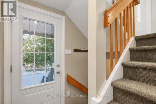 2 - 2 Stonebank Crescent, Ottawa, ON - Indoor Photo Showing Other Room