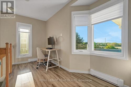 2 - 2 Stonebank Crescent, Ottawa, ON - Indoor Photo Showing Other Room