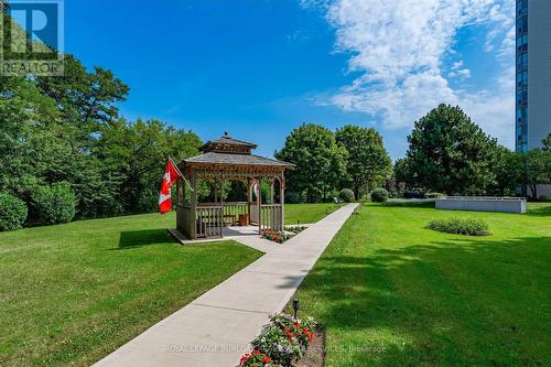 1107 - 5090 Pinedale Avenue, Burlington, ON - Outdoor With Backyard