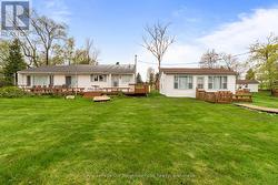 Front of main house and cottage 3 - 