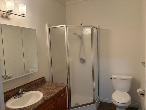 5 250 7Th Avenue N, Virden, MB - Indoor Photo Showing Bathroom