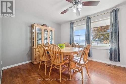 4769 Wellington Road 32 Road, Puslinch, ON - Indoor Photo Showing Dining Room