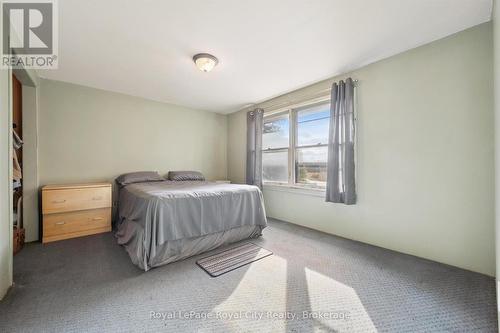 4769 Wellington Road 32 Road, Puslinch, ON - Indoor Photo Showing Bedroom
